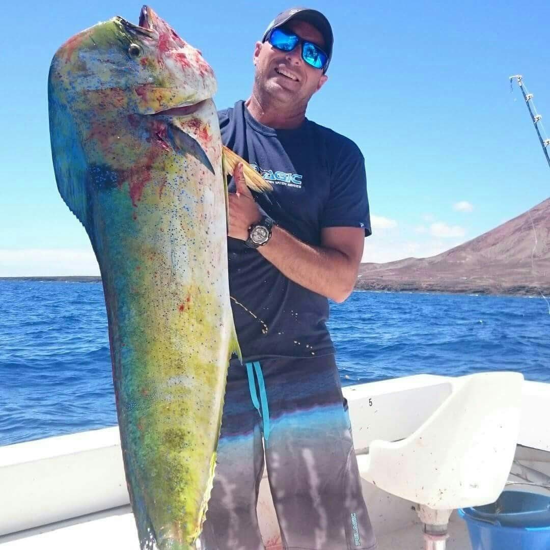 Dorado just brought aboard, the colours still lit up
